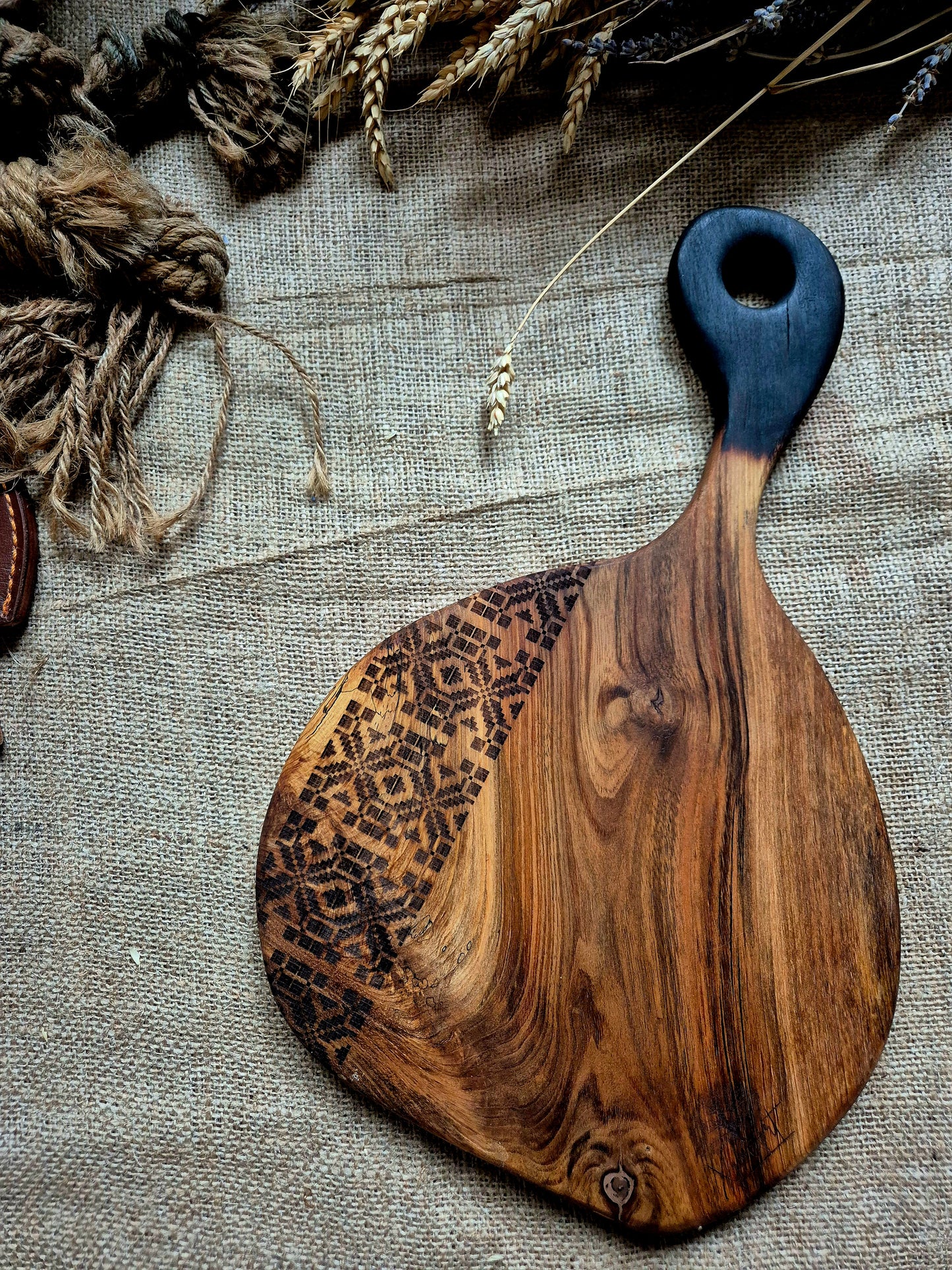 Tocator/platou pentru servire din lemn de nuc