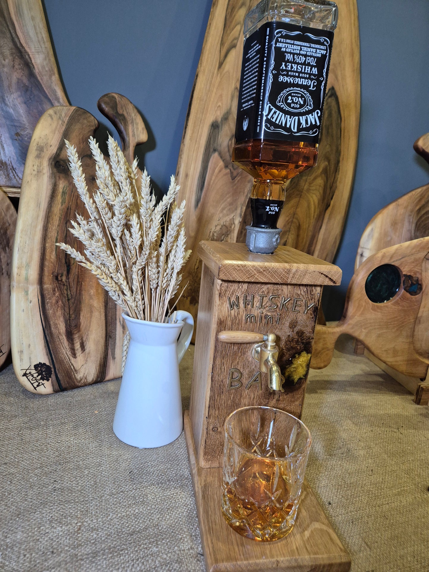 Dispenser whiskey