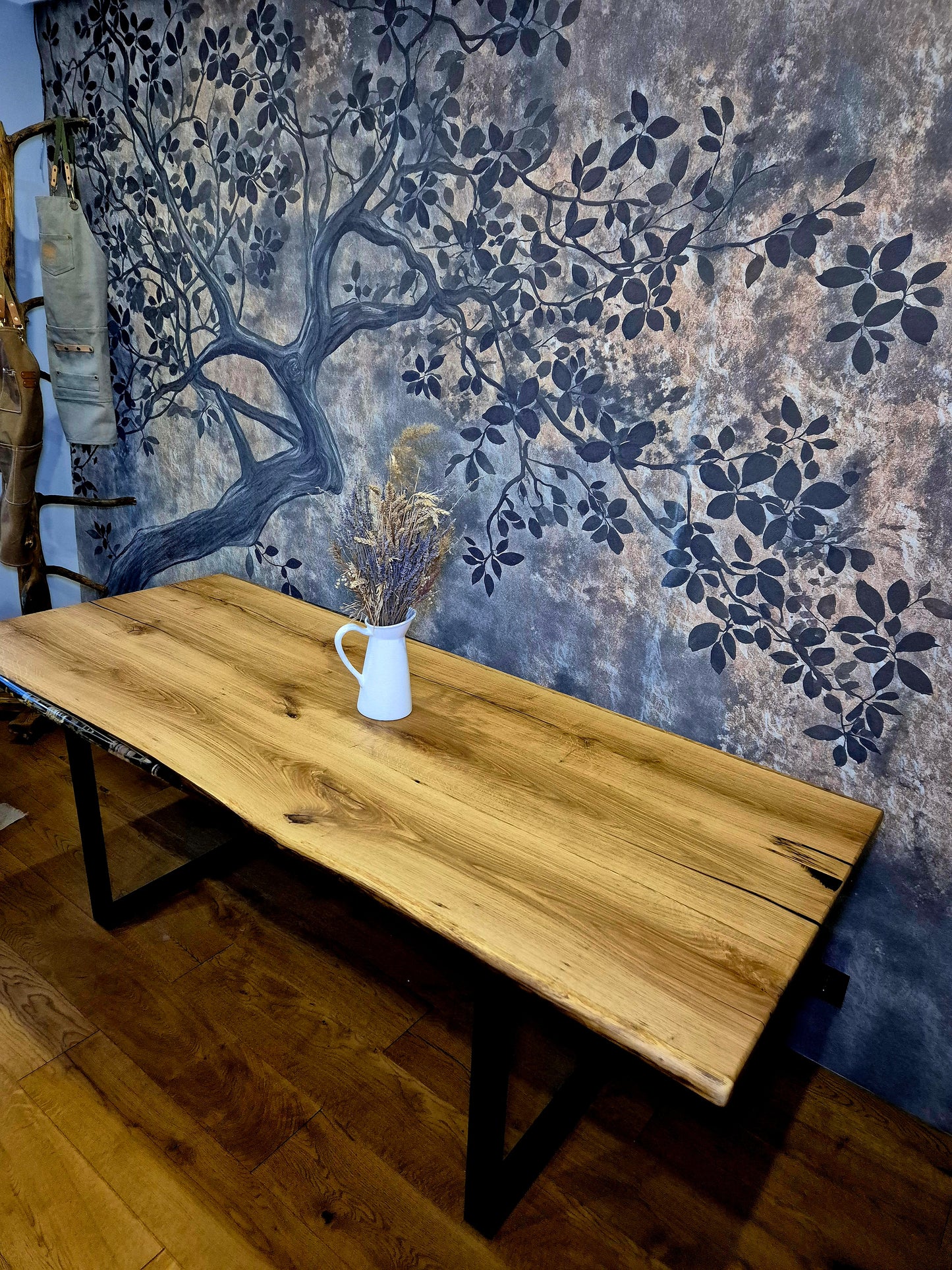 Masa pentru dining din lemn masiv de stejar